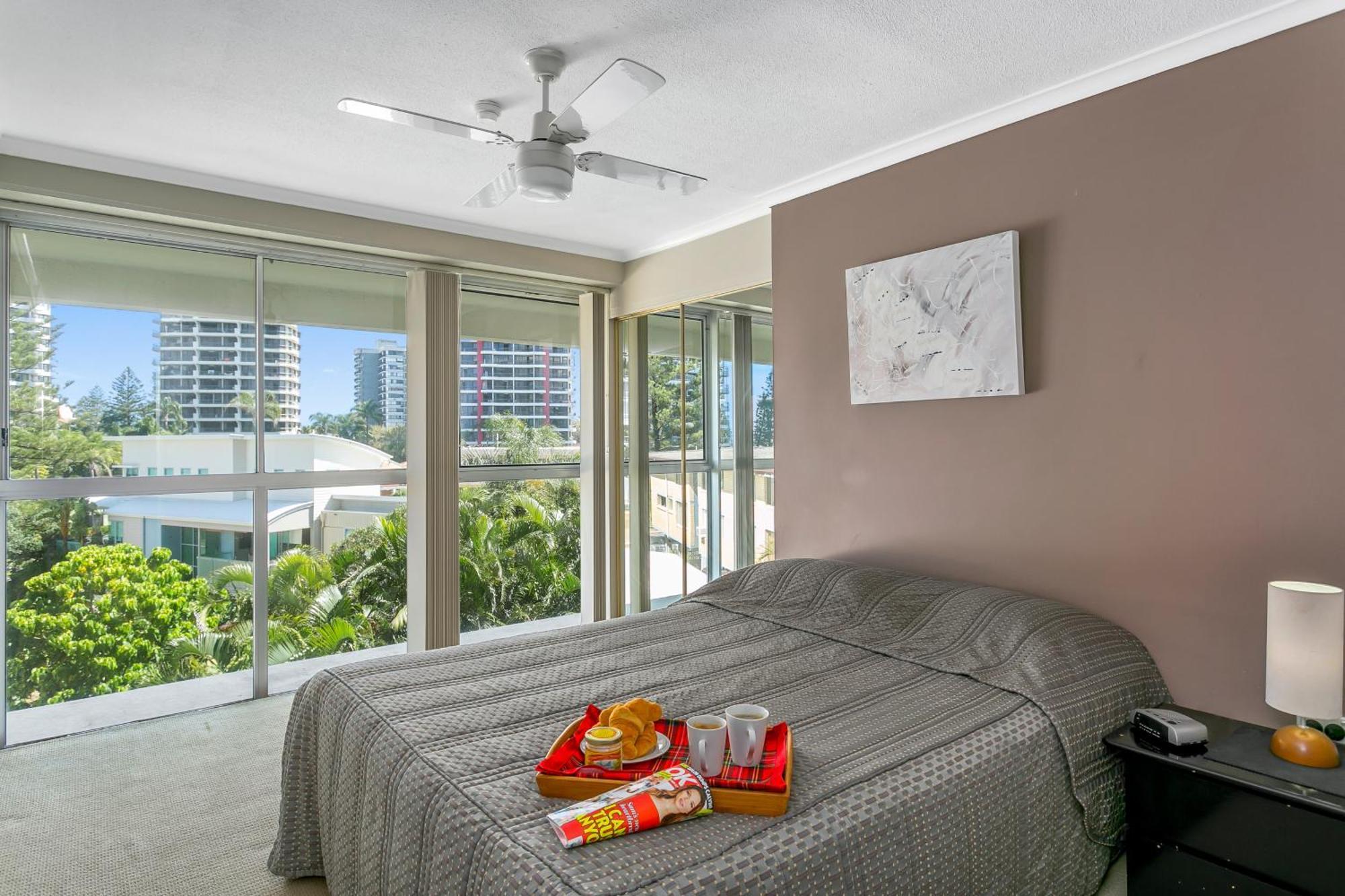 Surfers Beachside Holiday Apartments Gold Coast Zimmer foto